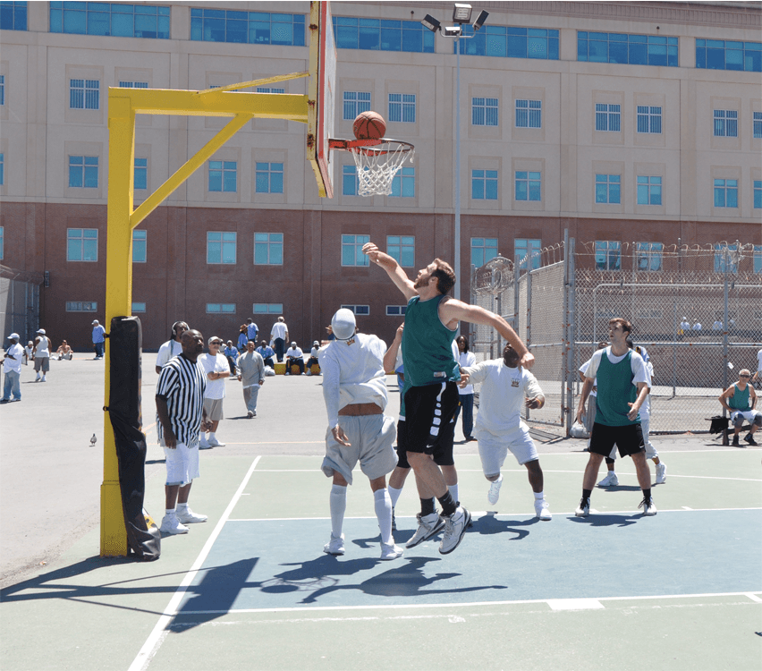 SQ Kings close out ‘Outsiders’ with 30-point fourth quarter