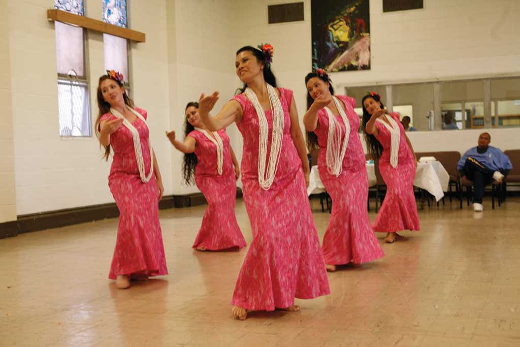 native-hawaiian-religious-group-holds-annual-feast