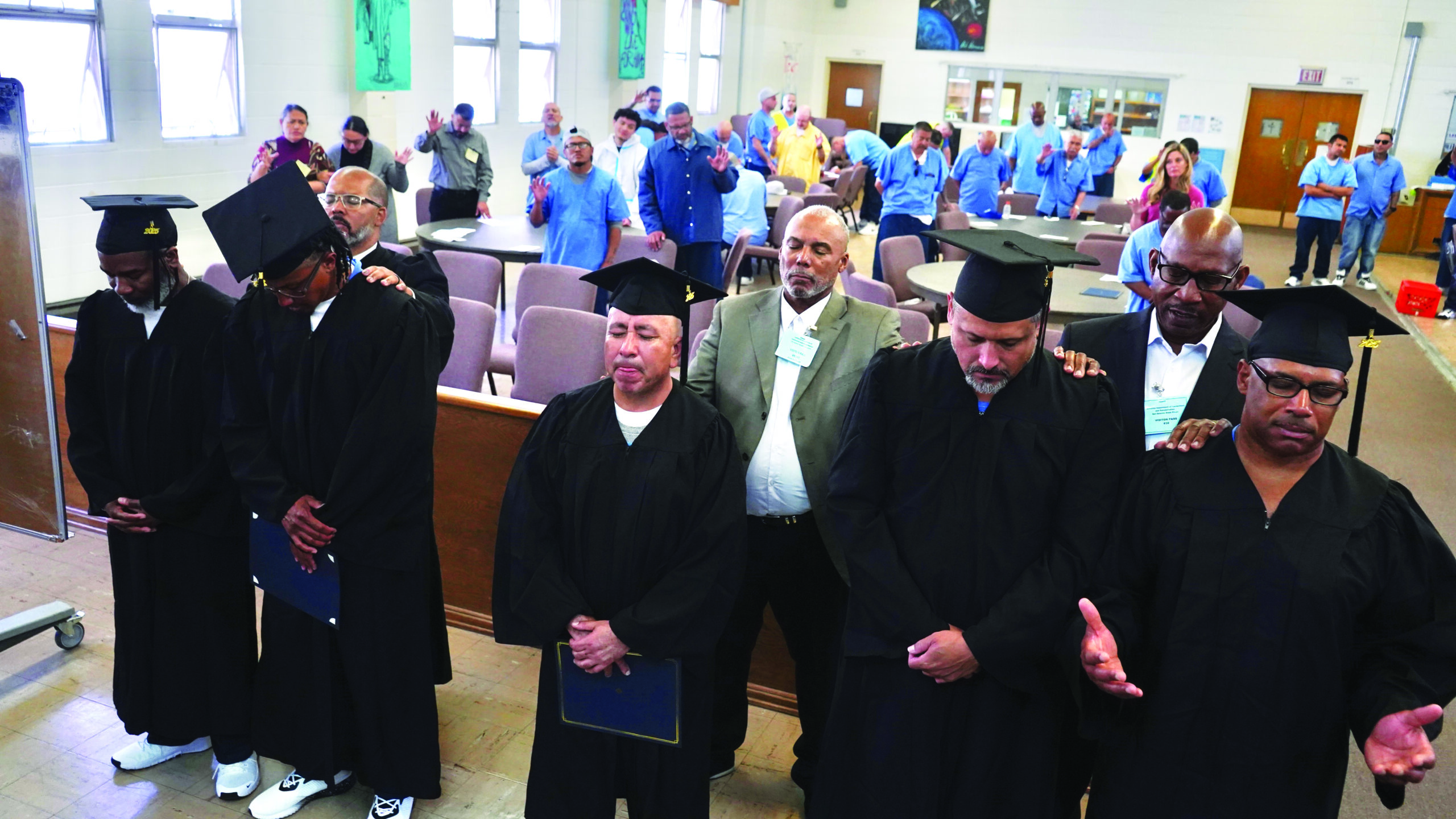 School of Theology graduates seven residents